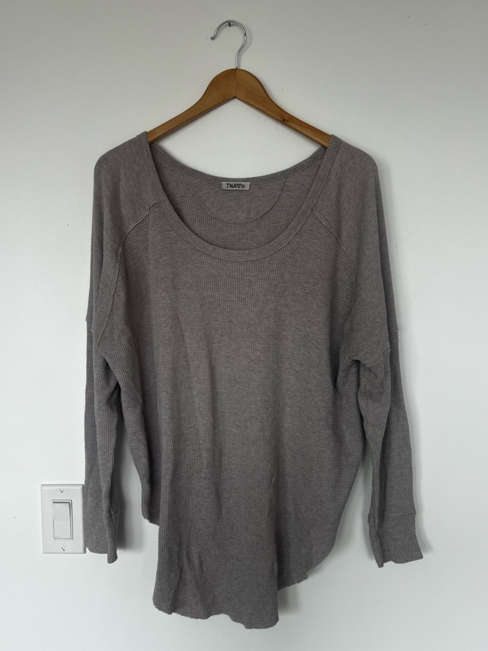 TNA off the shoulder Scoop-Neck Sweatshirt Taupe Gray size M lounge wear slouchy